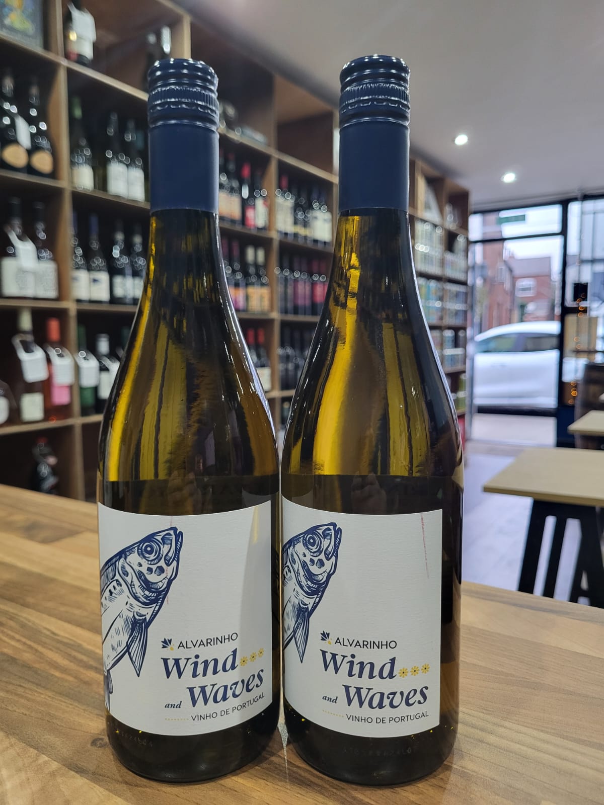 Wind and Waves Alvarinho, Vinho Verde DOC